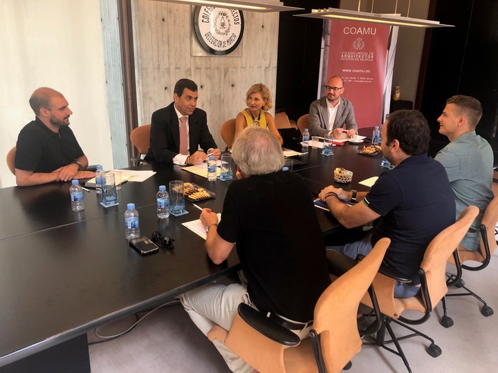 Reunión con el Colegio de Arquitectos